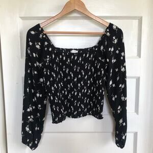 American Eagle Smocked Puff Sleeve Daisy Floral Square‑Neck Crop Top Women's S